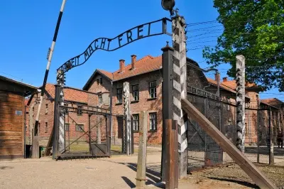 20ef59b53a47dc1dc65a8b40a646132e-Auschwitz Concentration Camp.webp