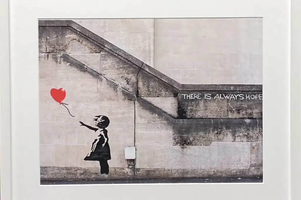 [ART00116] Banksy's Girl with Balloon